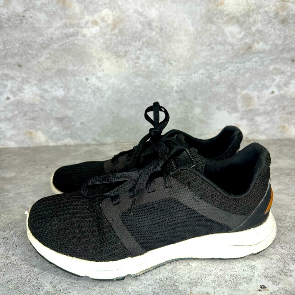 Avia Women's‎ Deluxe Athletic Sneaker Woman’s Size 8.5